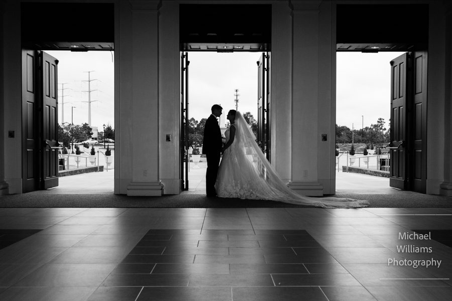 holy name of jesus cathedral wedding photography